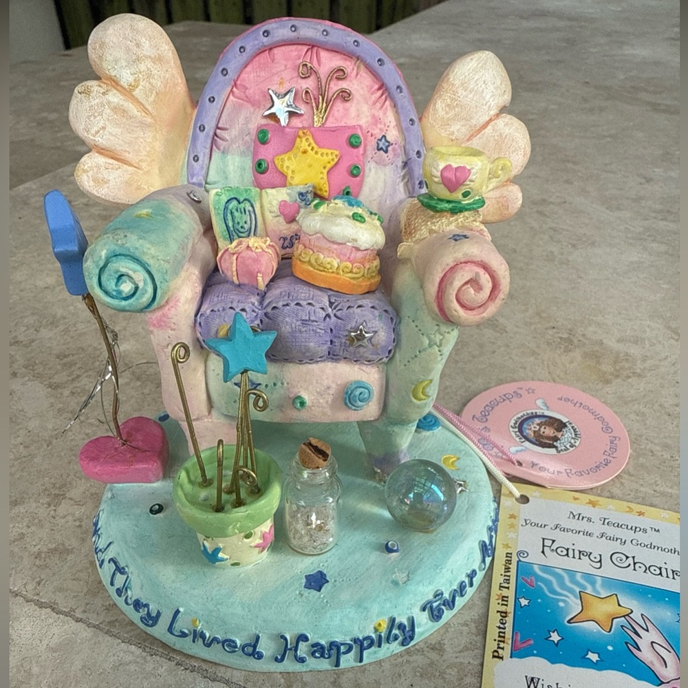 Vtg RUSS Berrie &  Company Mrs. Teacups, Your Favorite Fairy Godmother’s Chair